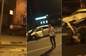 Пьяная парочка на Югле вышла из бара, села в машину и тут же «влетела» в ограждение
