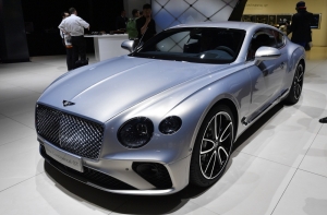 Bentley представил самый быстрый в мире внедорожник
