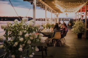 Riga Sunset Lounge приглашает провести время в приятной атмосфере