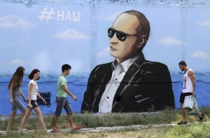 Социолог: после присоединения Крыма латвийцы поверили в НАТО и ЕС