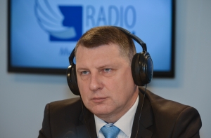 Президент: школы должны перейти на госязык, но не резко