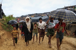 Премьер пообещал нацблоку, что Латвия не примет дополнительных беженцев
