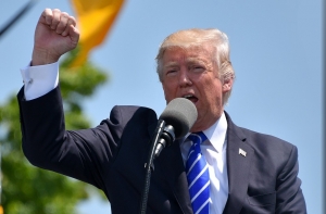 Трамп намерен объявить режим ЧП из-за распространения наркотиков
