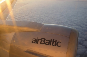Из-за проблем с флотом airBaltic нарушила планы 372 пассажиров