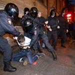 На акции сторонников Навального в Петербурге начались задержания