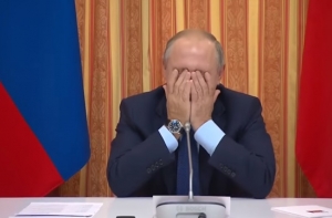 Фейспалм Путина заставил британцев вспомнить о безграмотности Трампа