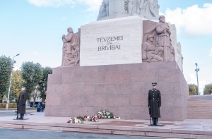 Большинство жителей Латвии не доверяют ни Сейму, ни правительству