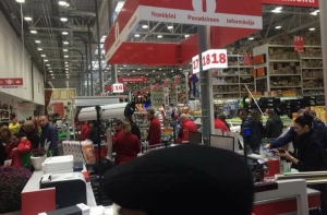 Очевидцы: эвакуирован магазин Depo на Краста