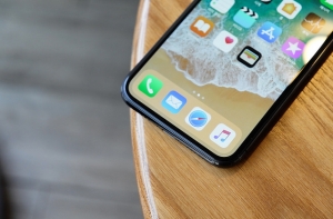 Покупатели обнаружили еще один недостаток у iPhone X
