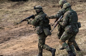 Депутат: польские военные довольны службой в Латвии