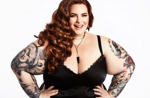 155-килограммовая модель plus size выпустила коллекцию вечерних нарядов