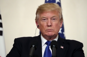 Экс-телохранитель Трампа рассказал об отказе провести проституток в его номер