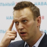 Навального вызвали на политический рэп-баттл