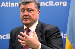 Порошенко: я не счастлив от действий Саакашвили