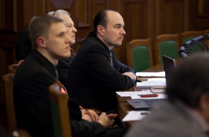 Домбрава: противоправную деятельность Ушакова надо пресечь на корню