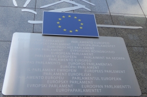 Европарламент отказался от петиции против реформы образования в Латвии