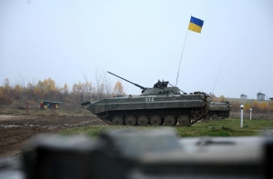Спецслужбы следят за латвийцами, воюющими на стороне Украины