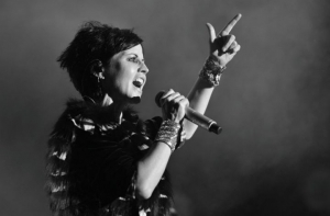 Продажи музыки Долорес О’Риордан и The Cranberries выросли на 900 тысяч %