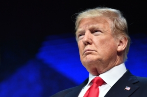 Трамп готов извиниться за ретвиты антимусульманских видео
