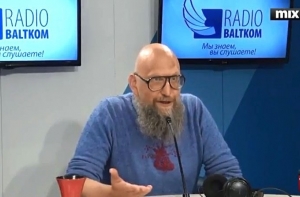 Художник: латышским политикам надо признать, что День Победы - хороший праздник!