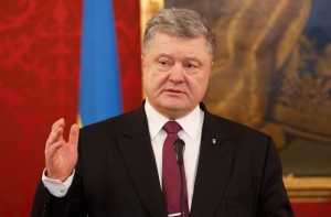 Порошенко предложил Путину помощь в расследовании авиакатастрофы Ан-148