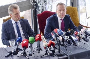 Президент Банка Латвии: фотография с охоты является фальсификацией