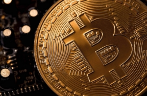 В очередной раз рухнул курс биткоина