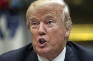 Дональд Трамп хочет провести военный парад у Белого дома
