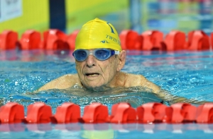 99-летний австралийский пловец установил мировой рекорд
