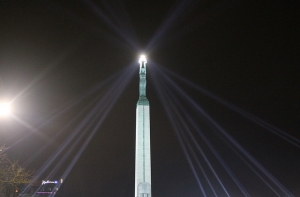 Слушательница Baltkom: печально, что жители Латвии не могут объединиться, как россияне