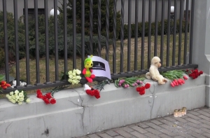 Выжившему мальчику сообщили о гибели семьи при пожаре в Кемерово