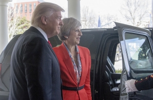 Трамп и Мэй назвали «безответственными» заявления Путина о новом оружии