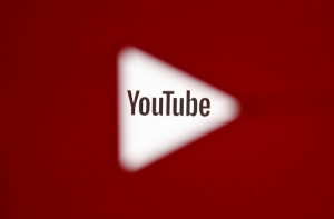 YouTube добавит к конспирологическим видео ссылки на «Википедию»