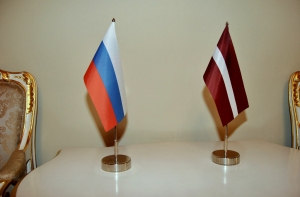 Россия пообещала жесткий ответ на высылку дипломатов из Латвии