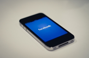 За вам следят: как узнать, что о вас известно Facebook