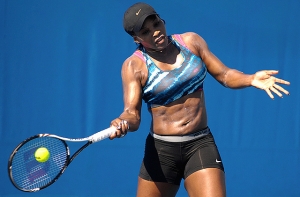 Серена Уильямс одержала первую официальную победу после родов