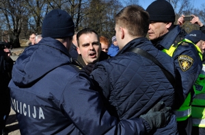 ПБ: риски конфронтации 16 марта сохраняются