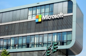 Microsoft собирается покорить два миллиарда геймеров