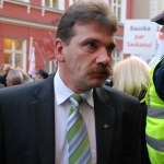 Соцсеть: Латвия - первая страна в мире, где депутат сложил мандат ради зоопарка