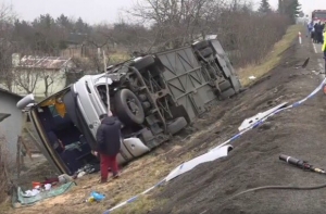 Автобус с российскими туристами перевернулся в Польше