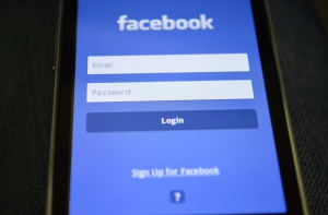 СМИ узнали о меморандуме Facebook «увеличивать аудиторию любой ценой»