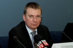 Ринкевич призвал всех «остыть» и не связывать ракетные учения РФ с Сирией