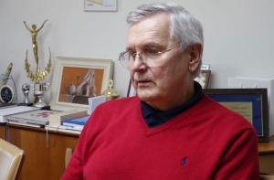 Юрканс назвал визит Вейониса во Францию декоративным шоу