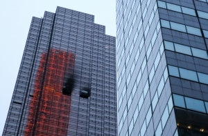 Пять человек пострадали при пожаре в Trump Tower в Нью-Йорке