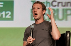 Старые сообщения Цукерберга начали пропадать из переписки в Facebook