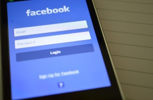 Разочарование конкурсом в Facebook: делишься стихами, а на выходе — колбаса