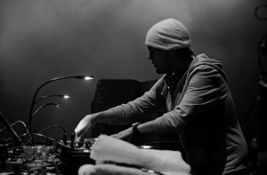 СМИ рассказали о проблемах со здоровьем у диджея Avicii
