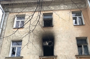 Пожар в Вецмилгрависе: 40 человек эвакуированы, двое пострадали