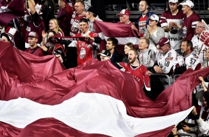 Латвия гордится вами! Фанаты благодарят хоккеистов за праздник