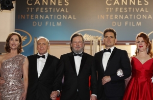 Сто человек сбежали с премьеры фильма Ларса фон Триера в Каннах